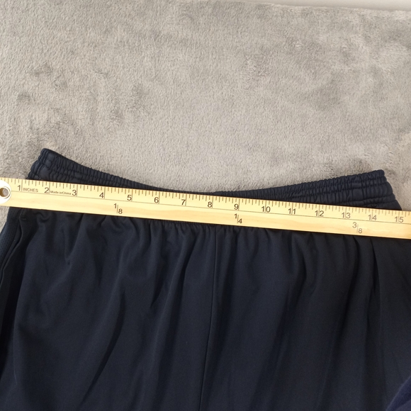 Nike Men’s Black Athletic Shorts with Swoosh - Picture 8 of 12